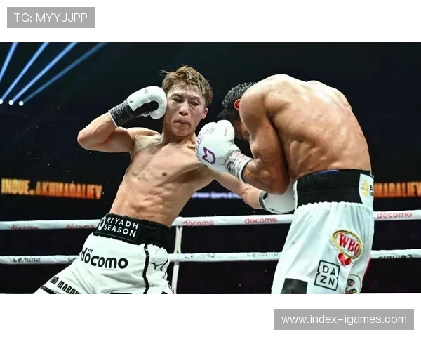 井上尚弥点数完胜阿赫玛达利耶夫，成功卫冕四大组织超雏量级金腰带